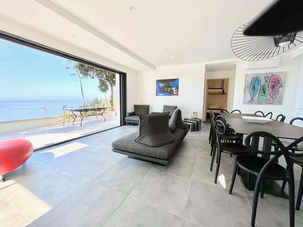 Magnifique Villa Neuve Vue Mer كافالير سور مير المظهر الخارجي الصورة