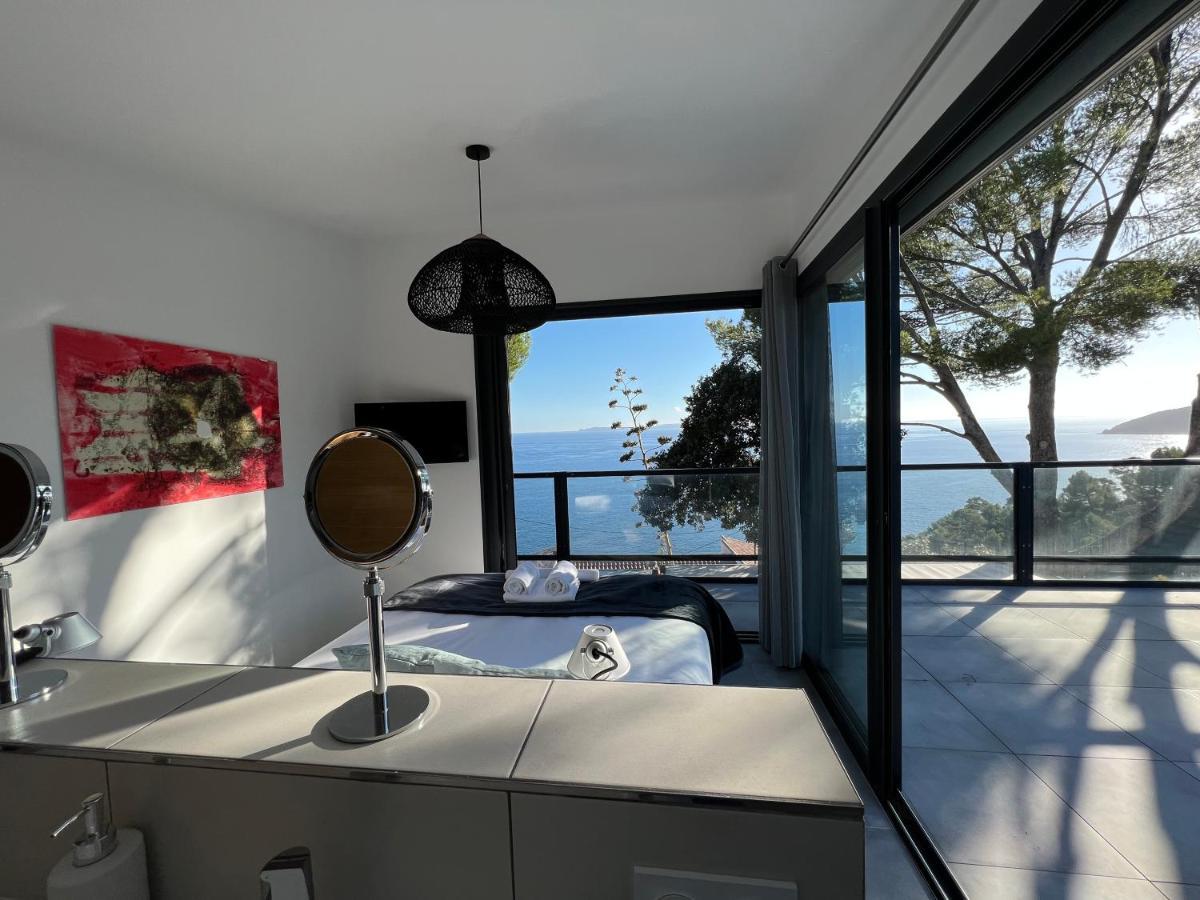 Magnifique Villa Neuve Vue Mer كافالير سور مير المظهر الخارجي الصورة